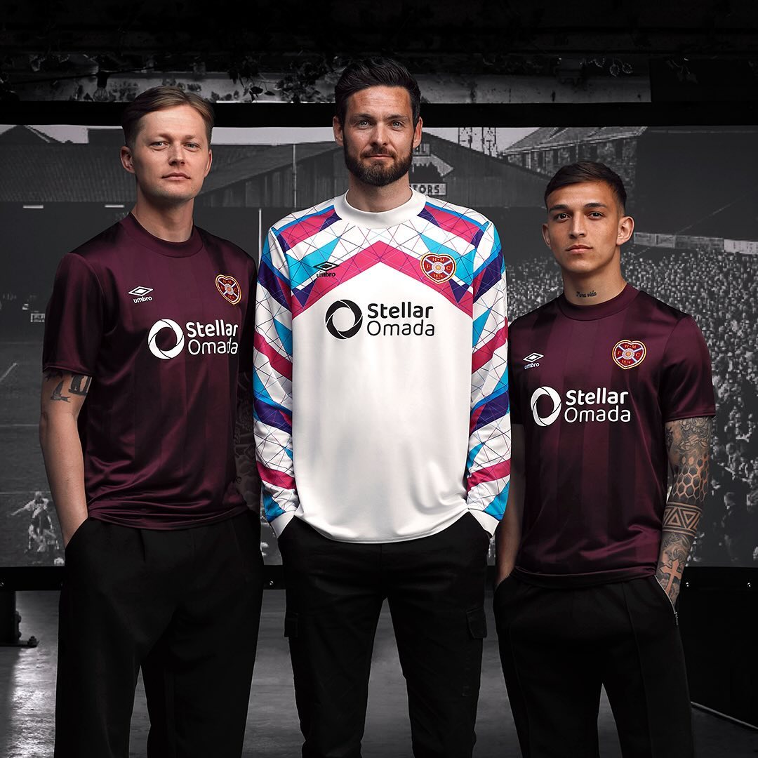 Maillot De Foot Umbro – Hearts 2019 – Manches Longues – Taille L – Extérieur – Très Bon état
