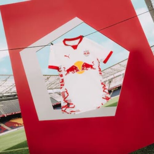 Image de l'article Nouveau maillot et nouvel équipementier pour le Red Bull Salzbourg