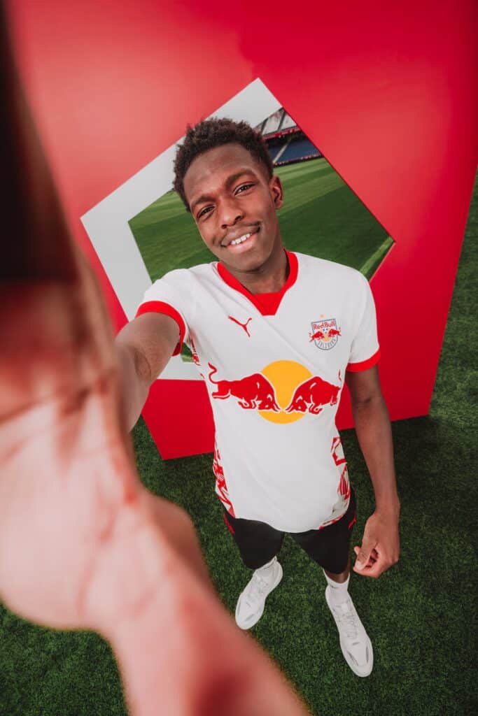 maillot red bull salzbourg domicile 2024 2025 puma 2