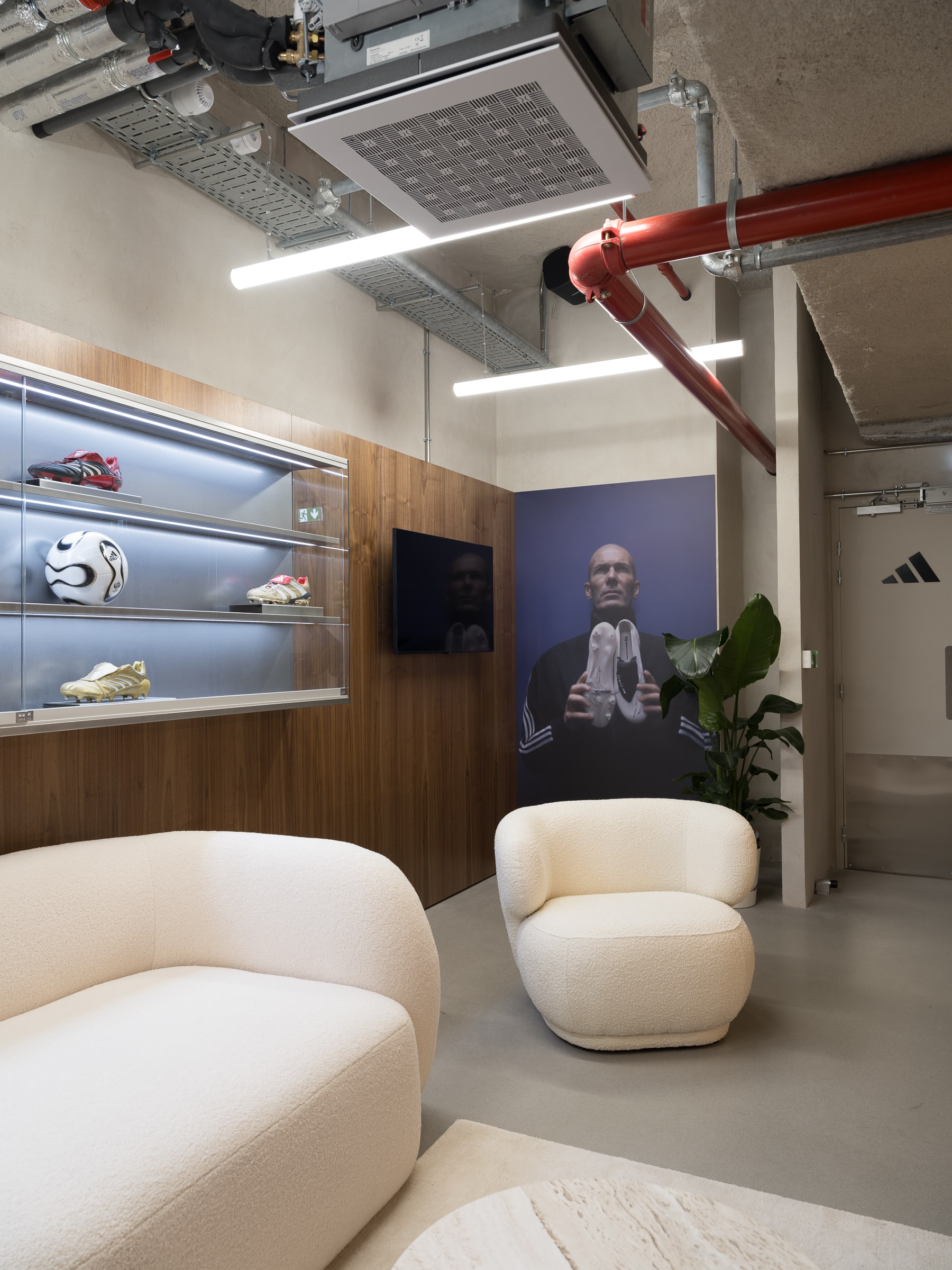 adidas flagship paris suite zz zinedine zidane