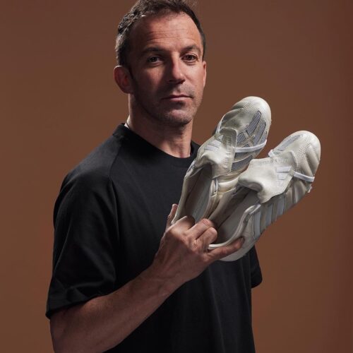 Image de l'article adidas dévoile encore une Predator Mania en édition limitée et aux côtés de Del Piero