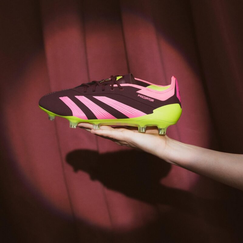 aitana bonmati crampons adidas predator