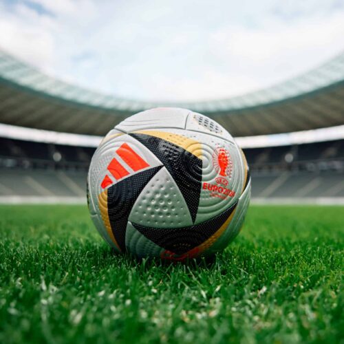 Image de l'article Un nouveau ballon adidas pour les ½ finale et la finale de l’Euro 2024
