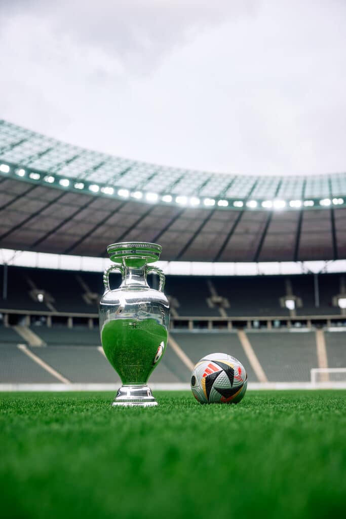 Ballon Euro un nouveau ballon pour les demi et la finale