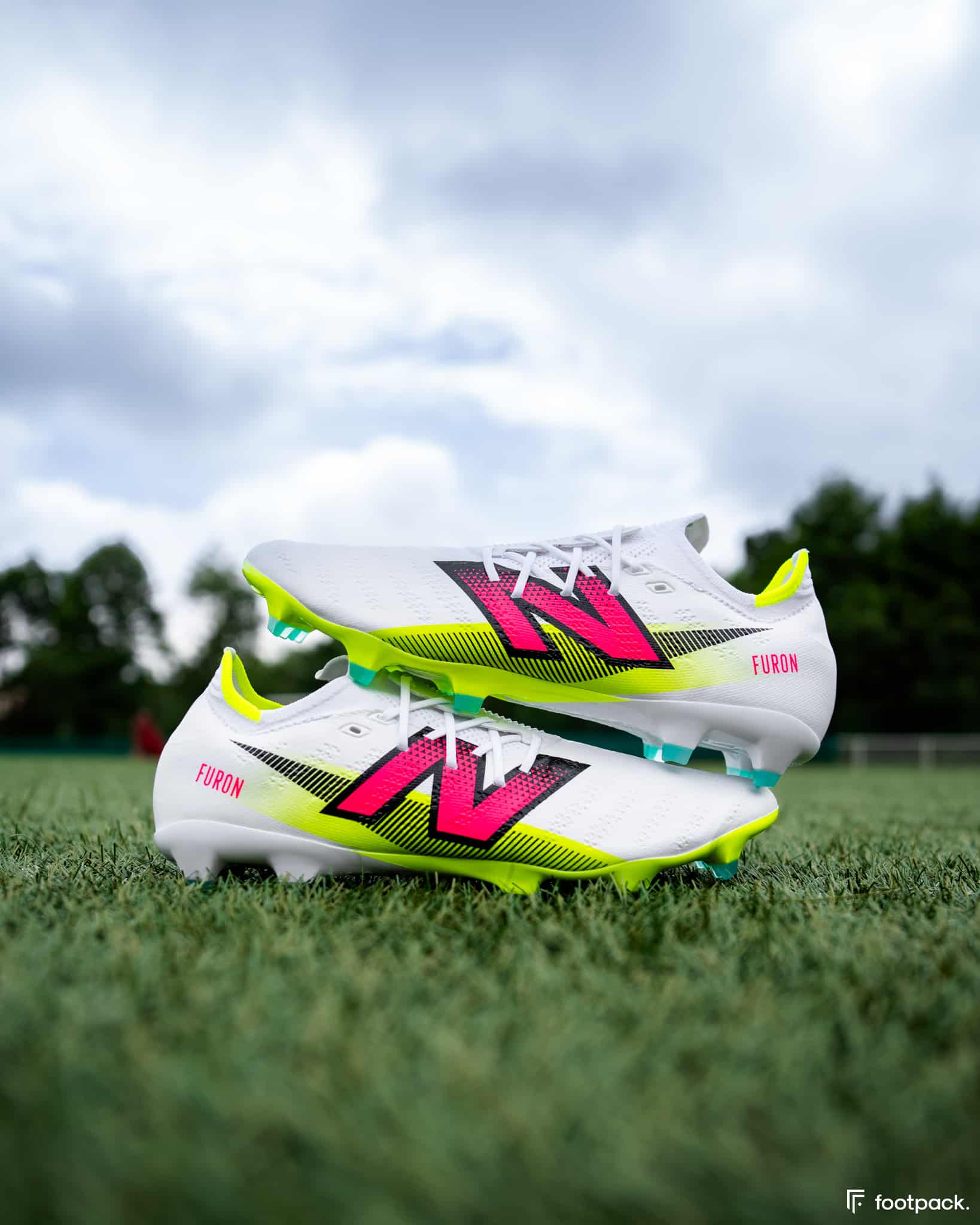 crampons new balance furon 2024