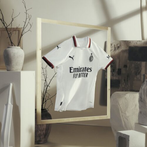 Image de l'article L'AC Milan dévoile un maillot extérieur tout en élégance et en hommage au cricket !
