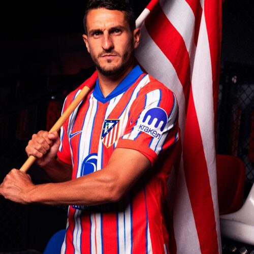 Image de l'article L'Atlético Madrid présente son nouveau maillot 24/25 avec le retour du blason historique