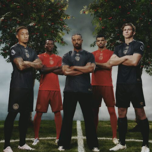Image de l'article Des maillots de pré-saison en collaboration avec Michael B. Jordan pour Bournemouth !