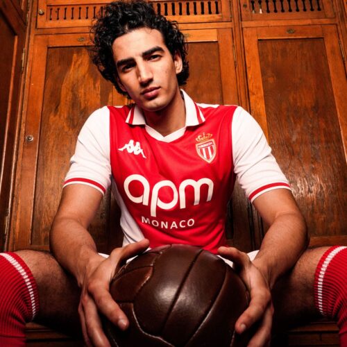 Image de l'article Un maillot inspiré des 8 tenues de champion de France pour l'AS Monaco