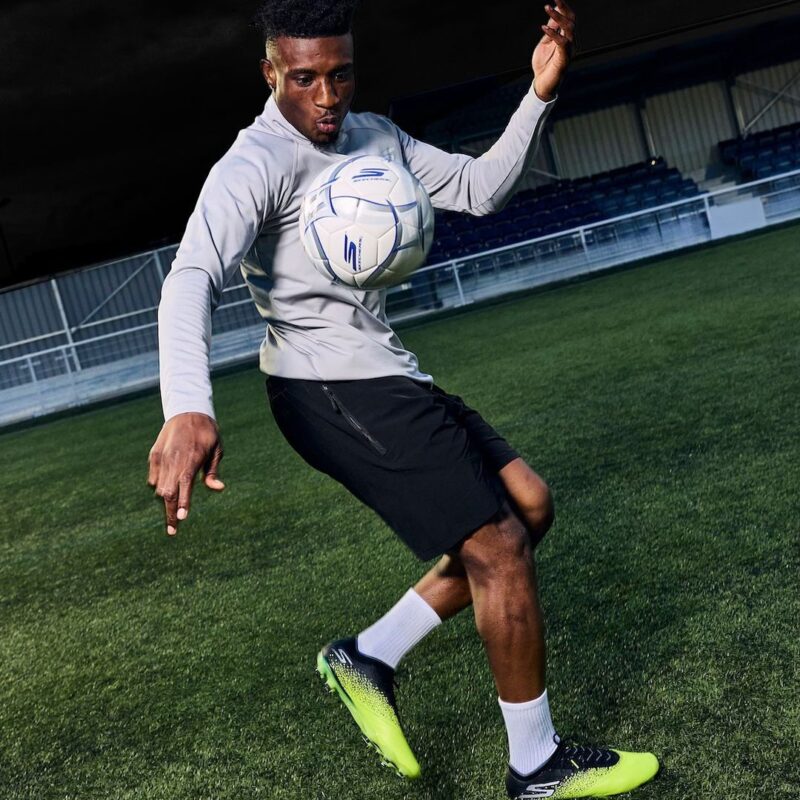 mohammed kudus skechers crampons