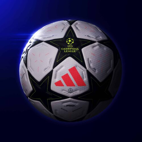 Image de l'article Ligue des champions : un ballon au design rétro pour 2024/25