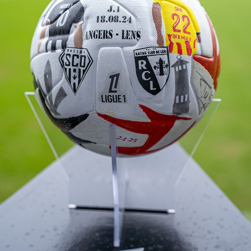 ballon ligue1 kamal hill angers