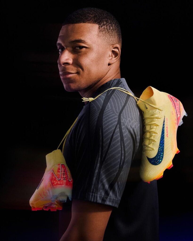 chaussures de foot kylian mbappe mercurial superfly