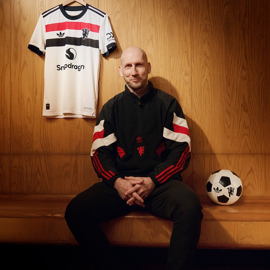 gamme lifestyle manchester united adidas