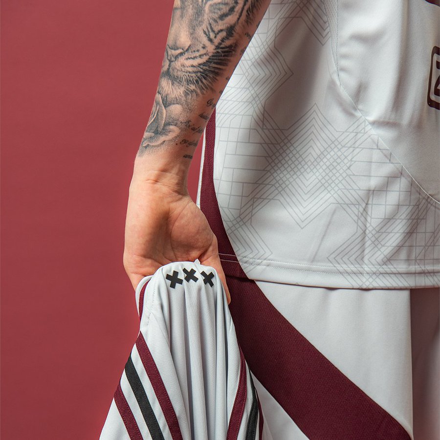Maillot Ajax Amsterdam Extérieur 2024/2025 en vente sur Made in Sport