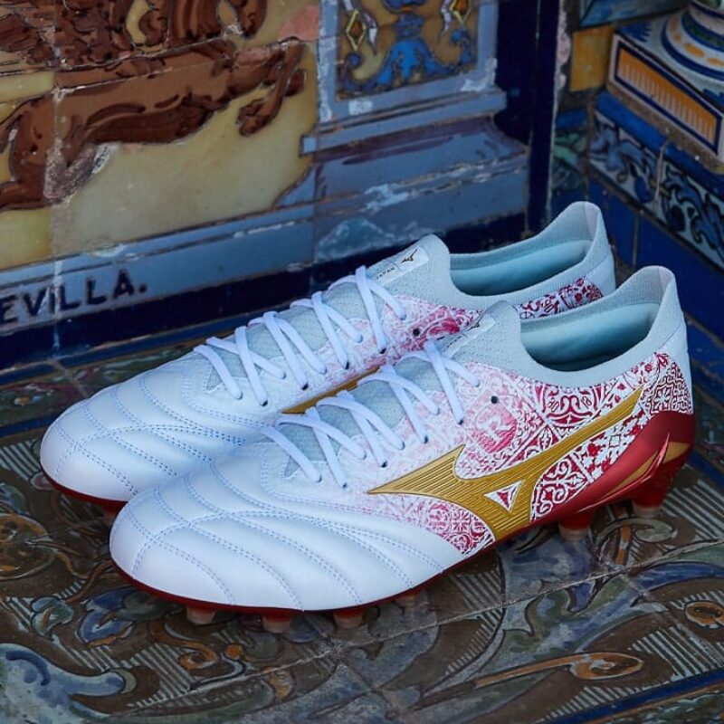 crampons mizuno sergio ramos