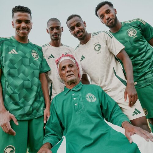 Image de l'article adidas dévoile les nouveaux maillots de l'Arabie Saoudite