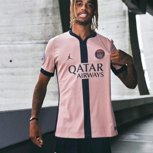 Image de l'article Des maillots en promos chez Intersport !