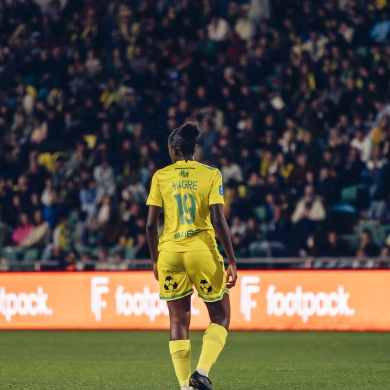 au stade fc nantes psg arkema premiere ligue