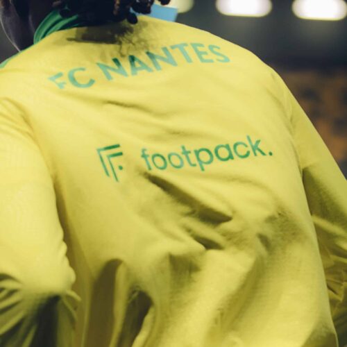 Image de l'article footpack x FC Nantes : un nom sur le mailllot, mais pas que