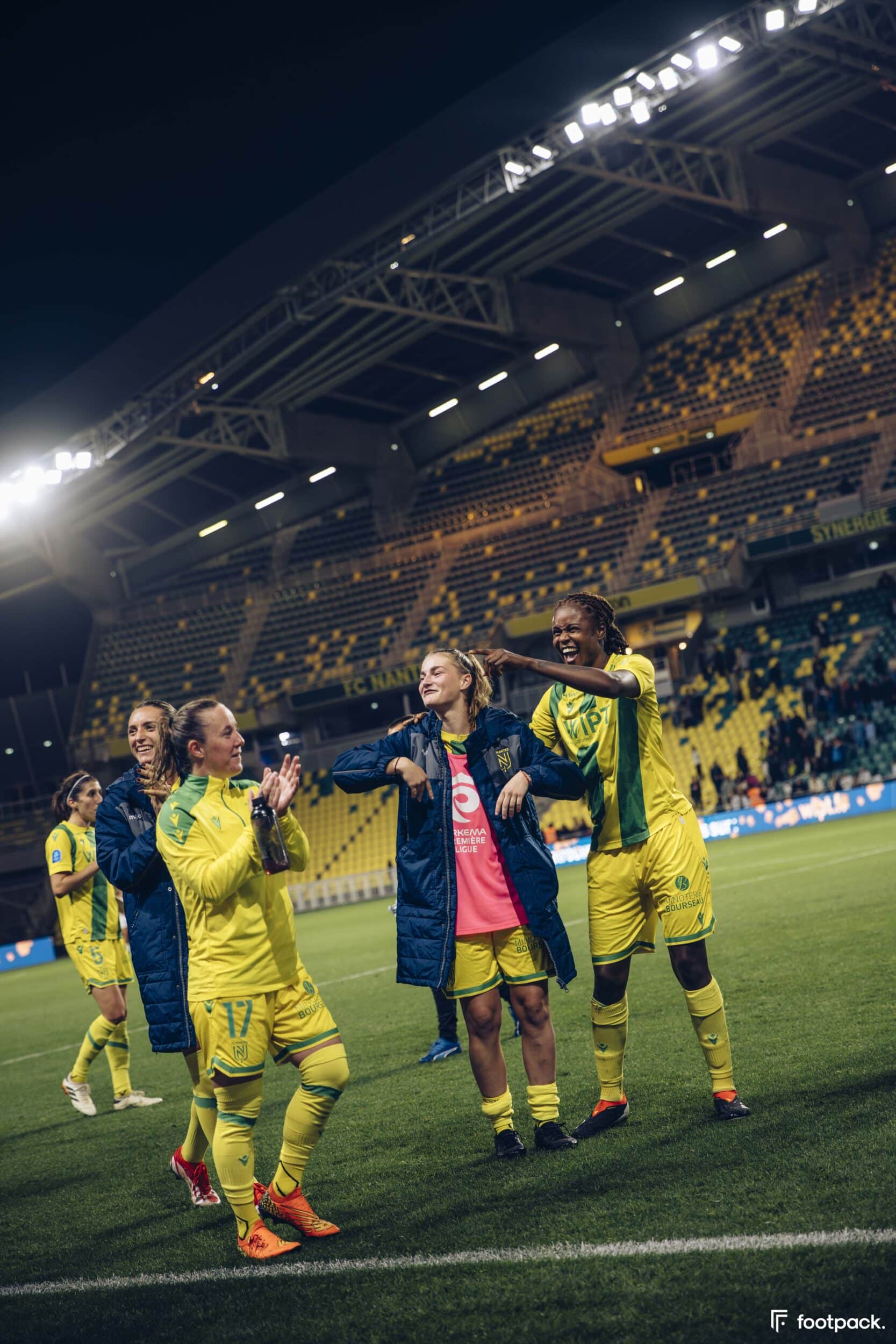au stade fc nantes psg arkema premiere ligue
