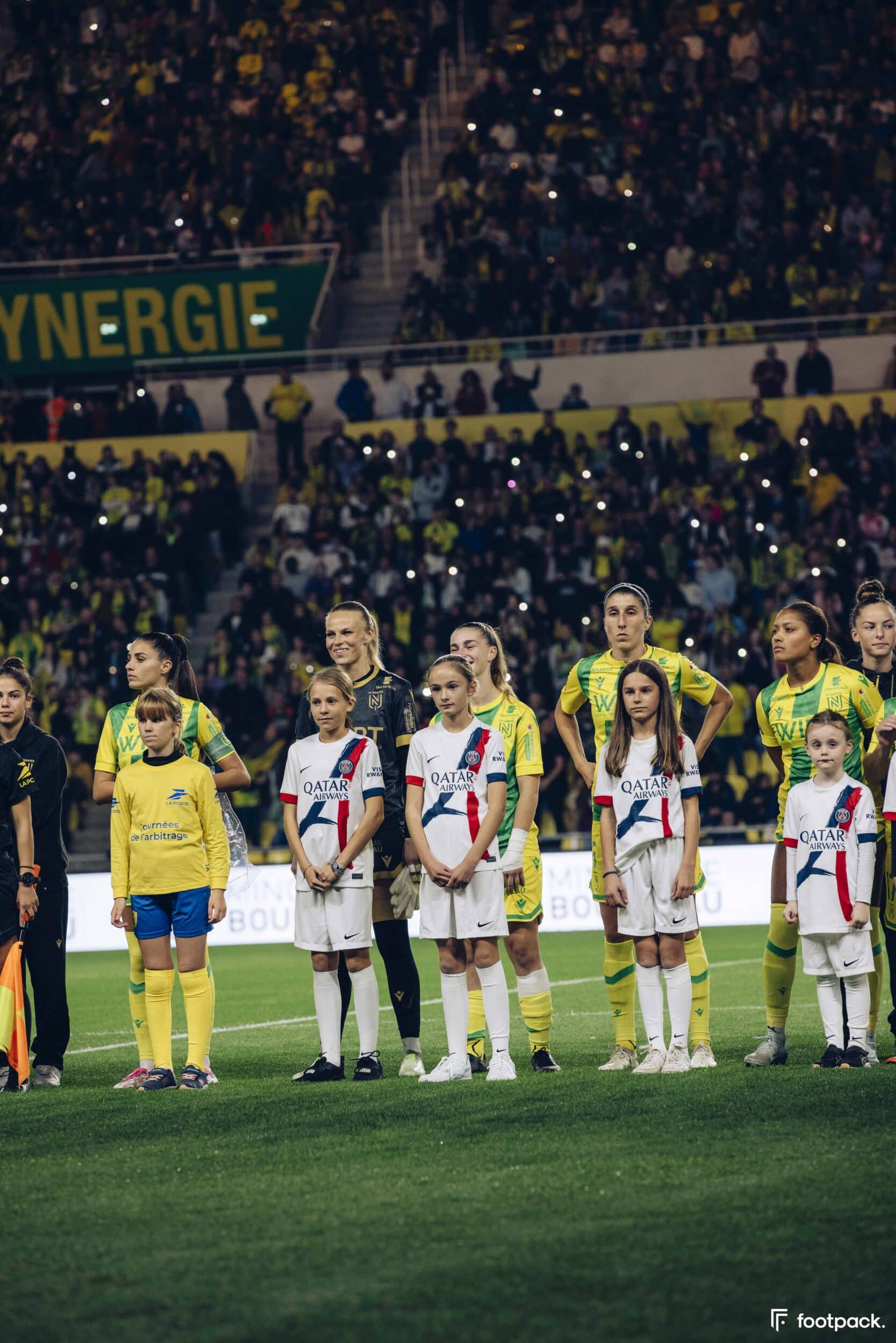 au stade fc nantes psg arkema premiere ligue