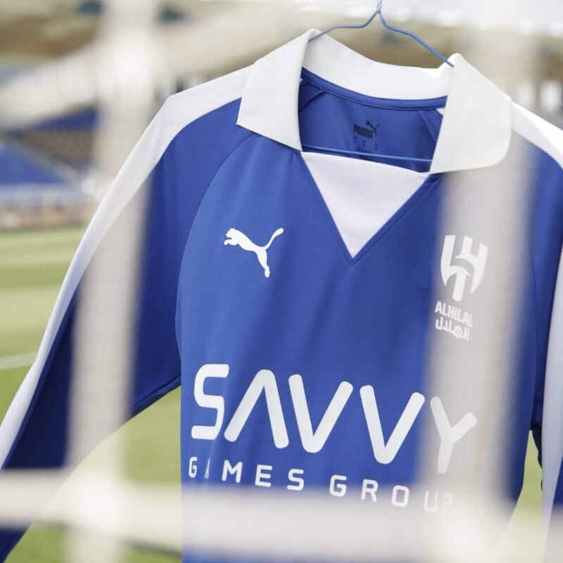 maillot anniversaire al hilal 67 ans interdit puma