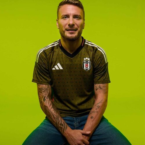 Image de l'article adidas dévoile un quatrième maillot pour Besiktas mais qui ne sera jamais porté !