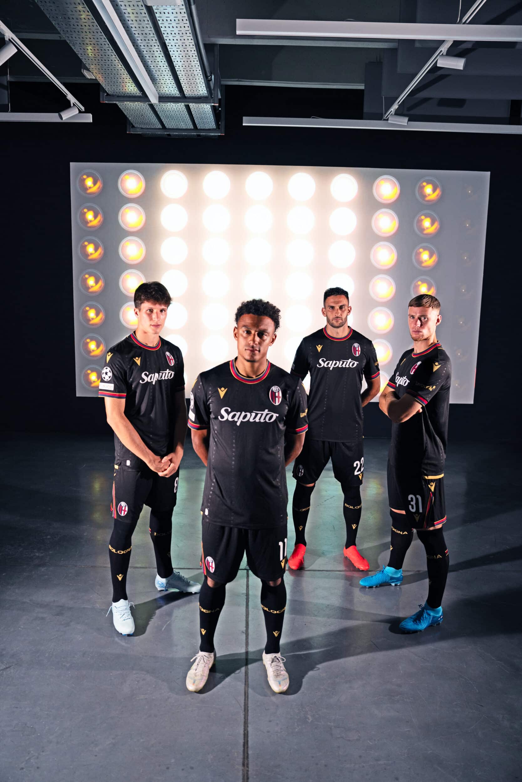 maillot-ligue-des-champions etoile bologne macron 2024 2025