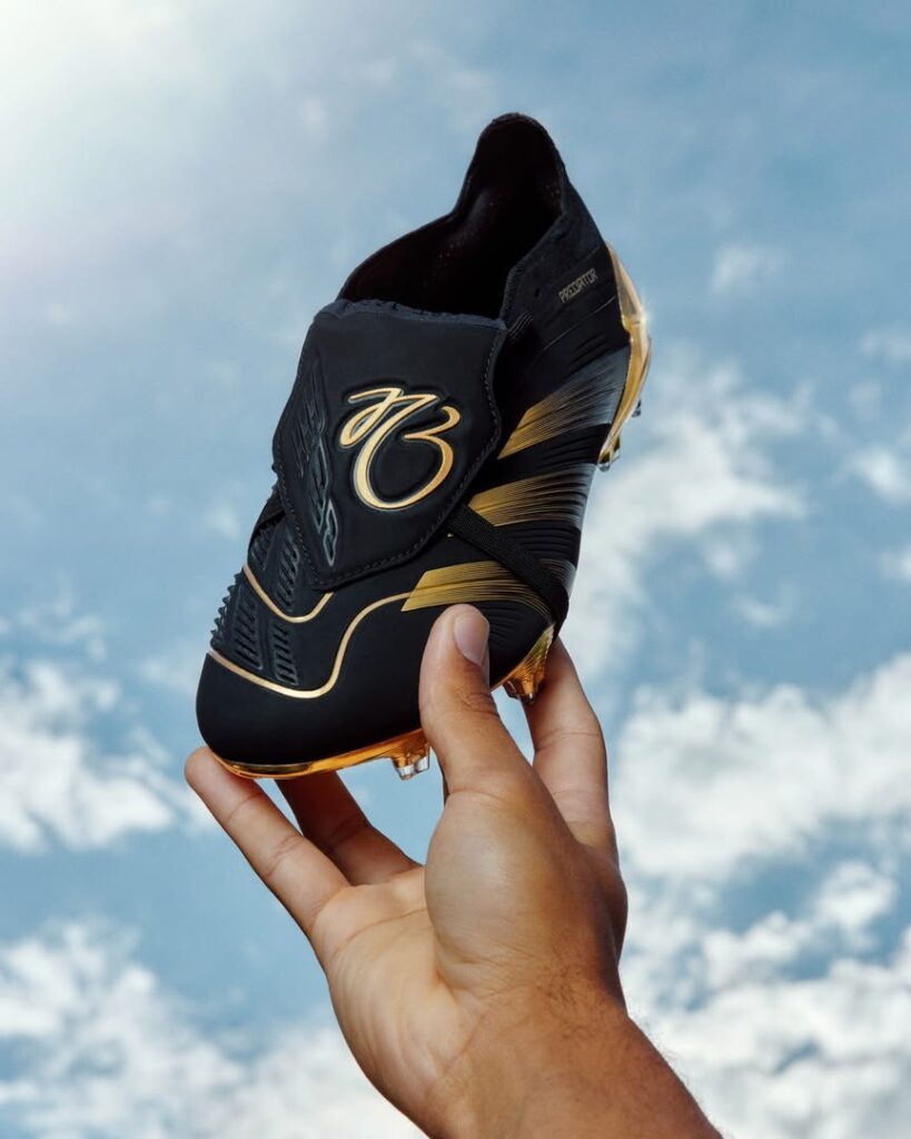 paire crampons signature jude bellingham predator 24 adidas 2024 2025