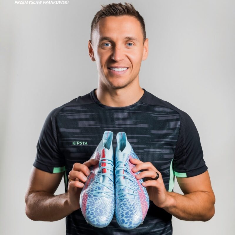 Ces 8 Joueurs De Ligue 1 Qui Ne Portent Ni Adidas Ni Nike Ni PUMA