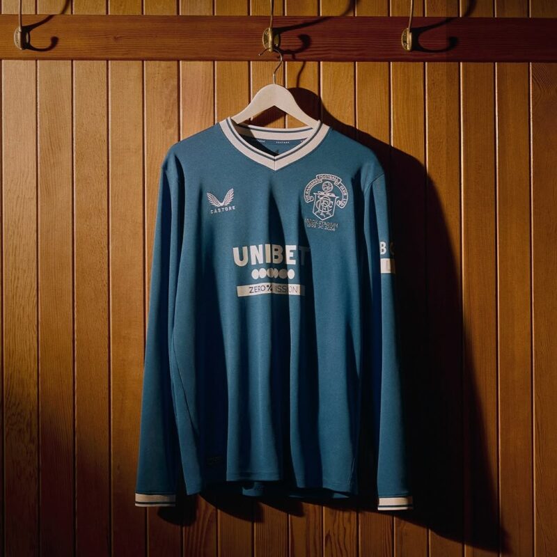 maillot anniversaire rangers 125 ans ibrox park 2024 2025