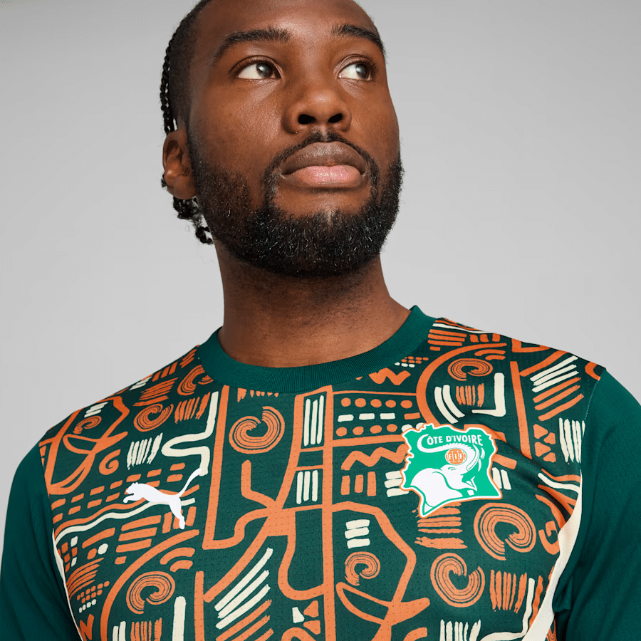maillot pre match puma selection afrique 2025