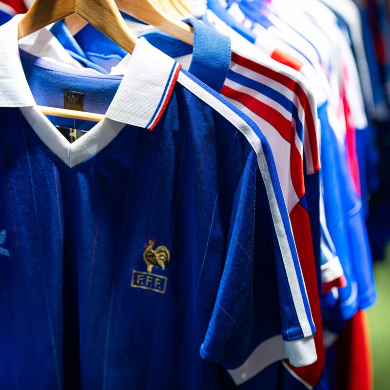 Maillot Vintage Equipe De France – Domicile – Taille S – État Moyen