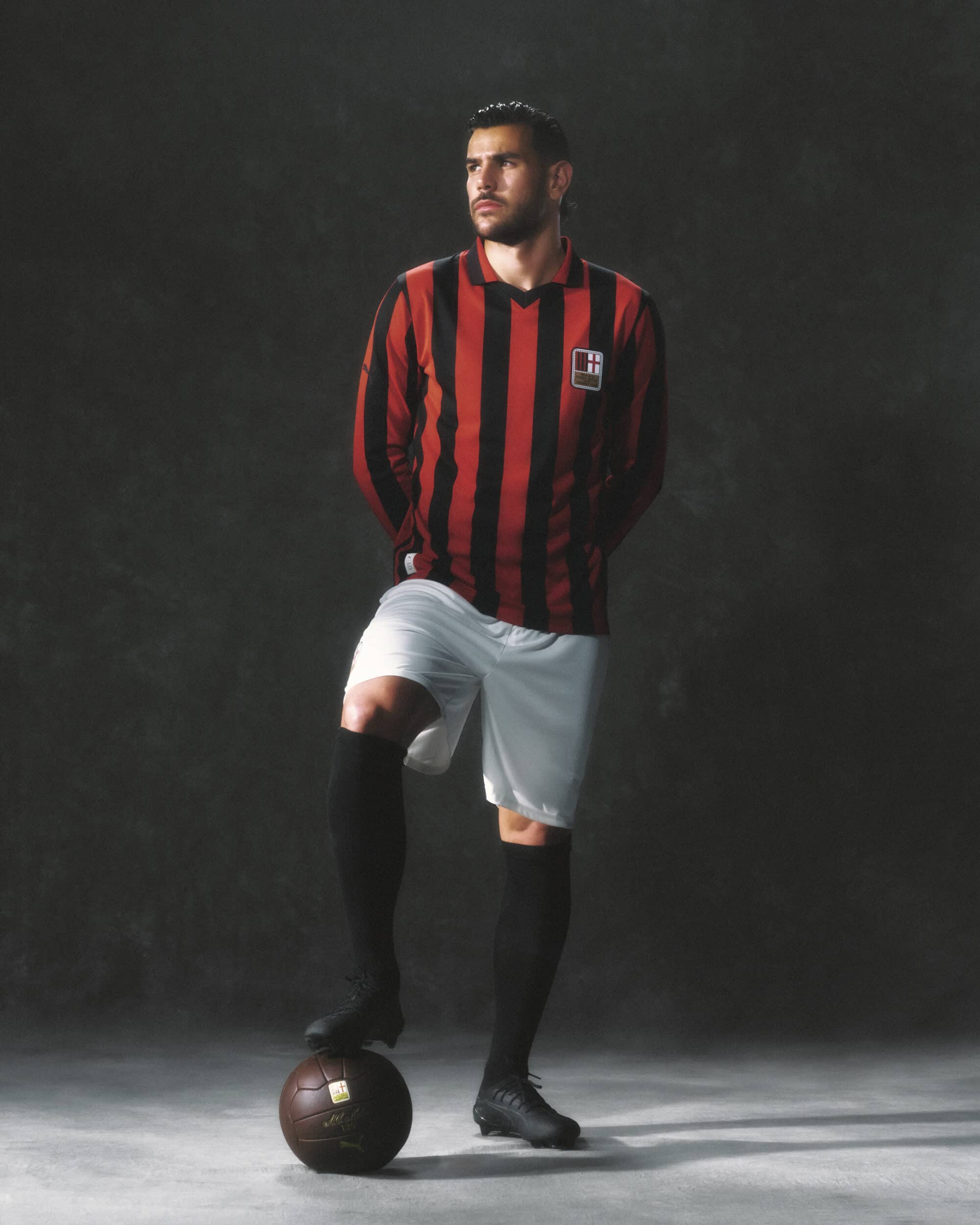 maillot ac milan anniversaire 125 ans puma