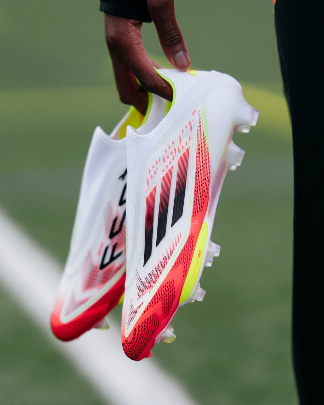 adidas F50 pure victory pack