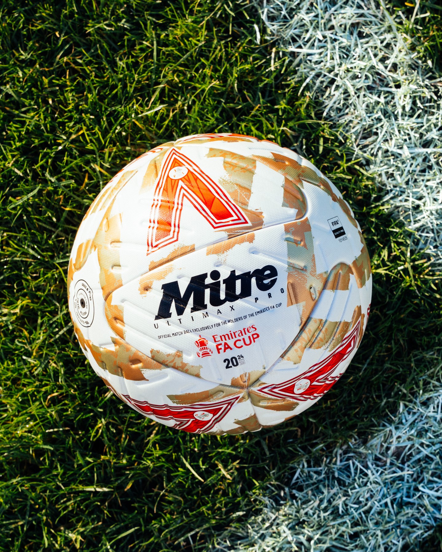 ballon-fa-cup-special manchester united mitre 2024 2025