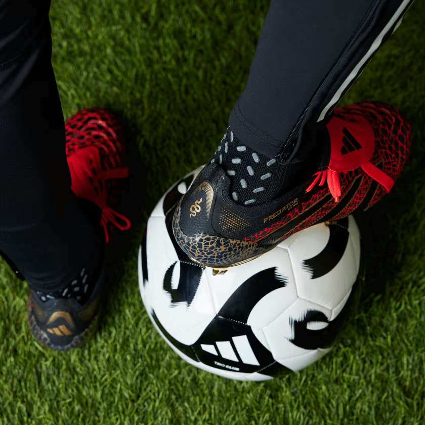 adidas predator nouvel an chinois serpent