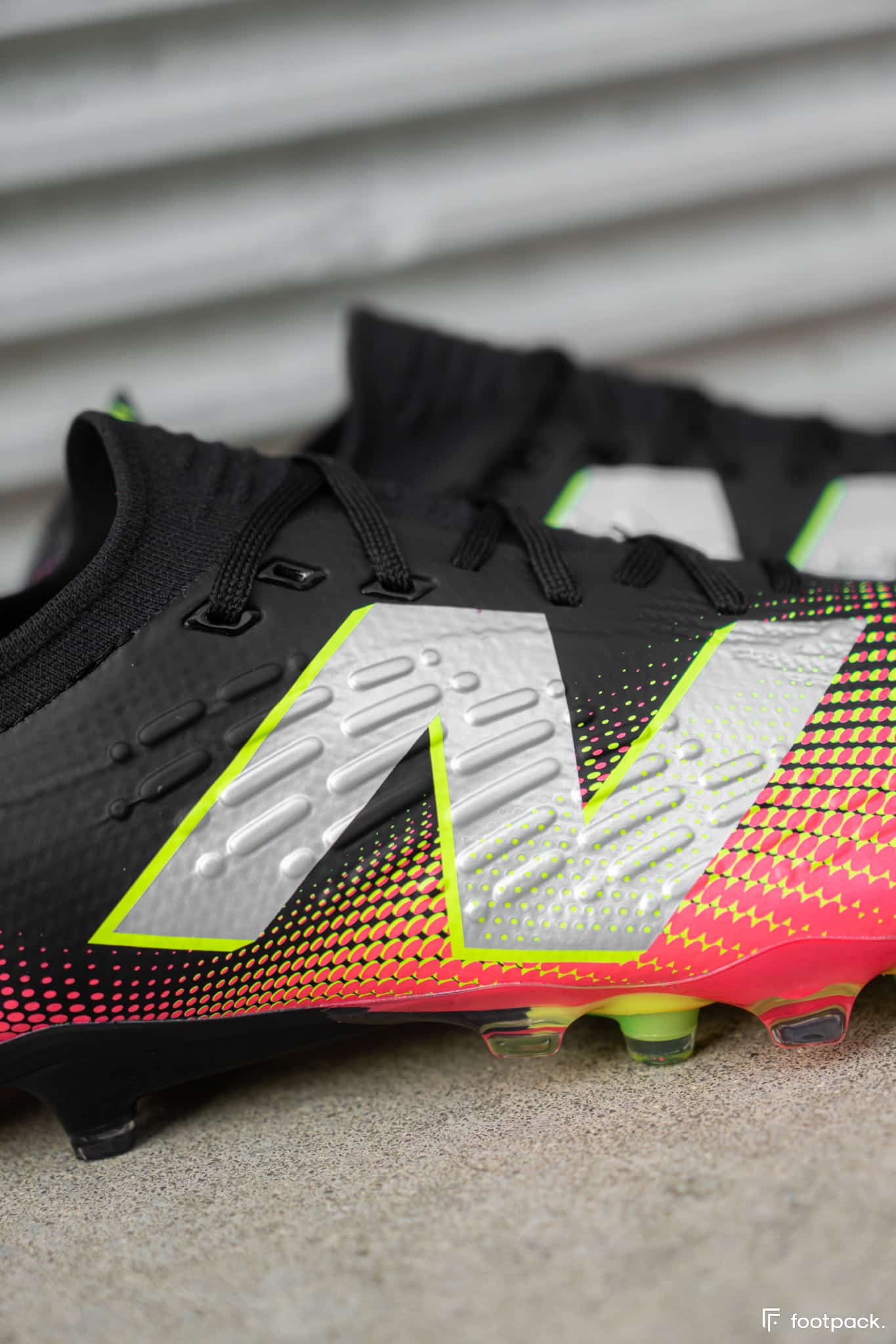 chaussure de foot new balance tekela v4