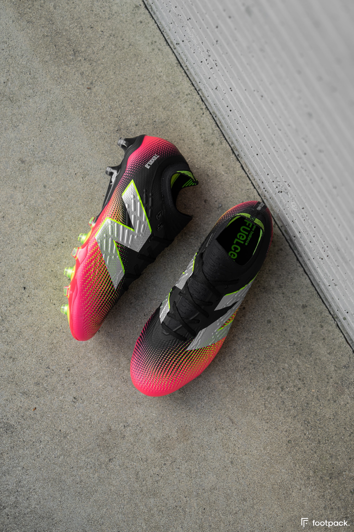 chaussure de foot new balance tekela v4