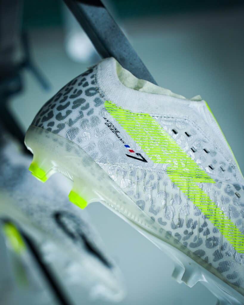 crampon griezmann kipsta clr decathlon