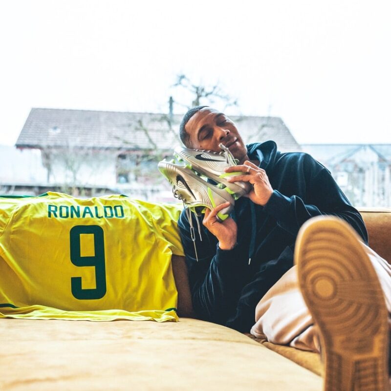 guillaume hoarau crampons nike ronaldo footpack