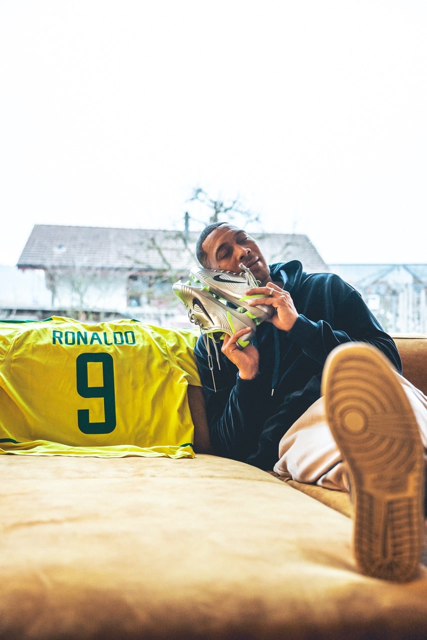 guillaume hoarau crampons nike ronaldo footpack
