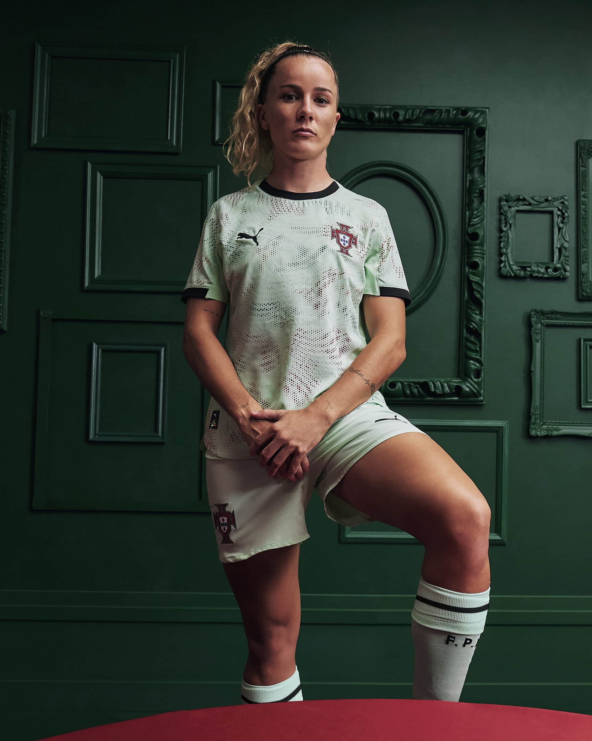 maillot exterieur portugal feminines 2025 puma