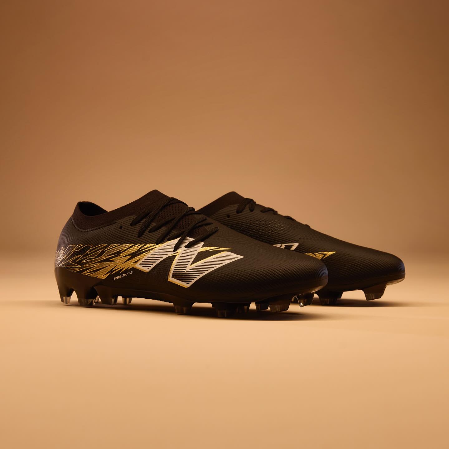 crampons new balance furon anniversaire