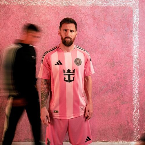 Image de l'article L'Inter Miami dévoile son maillot domicile 2025, un clin d'œil à Messi