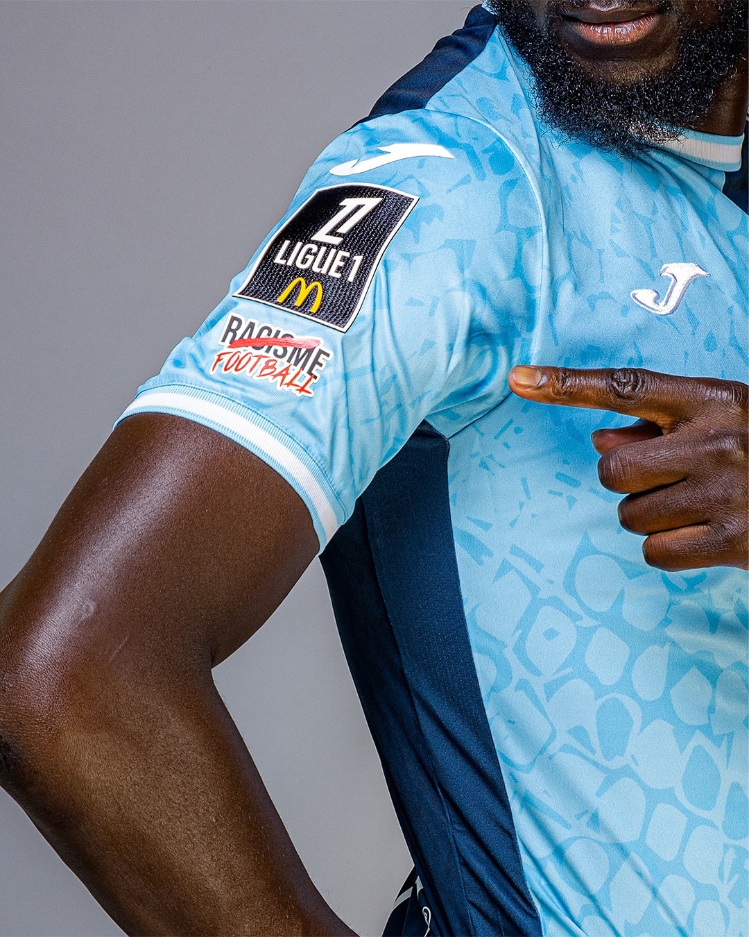 Badge racisme ligue 1 ligue 2 2024 2025