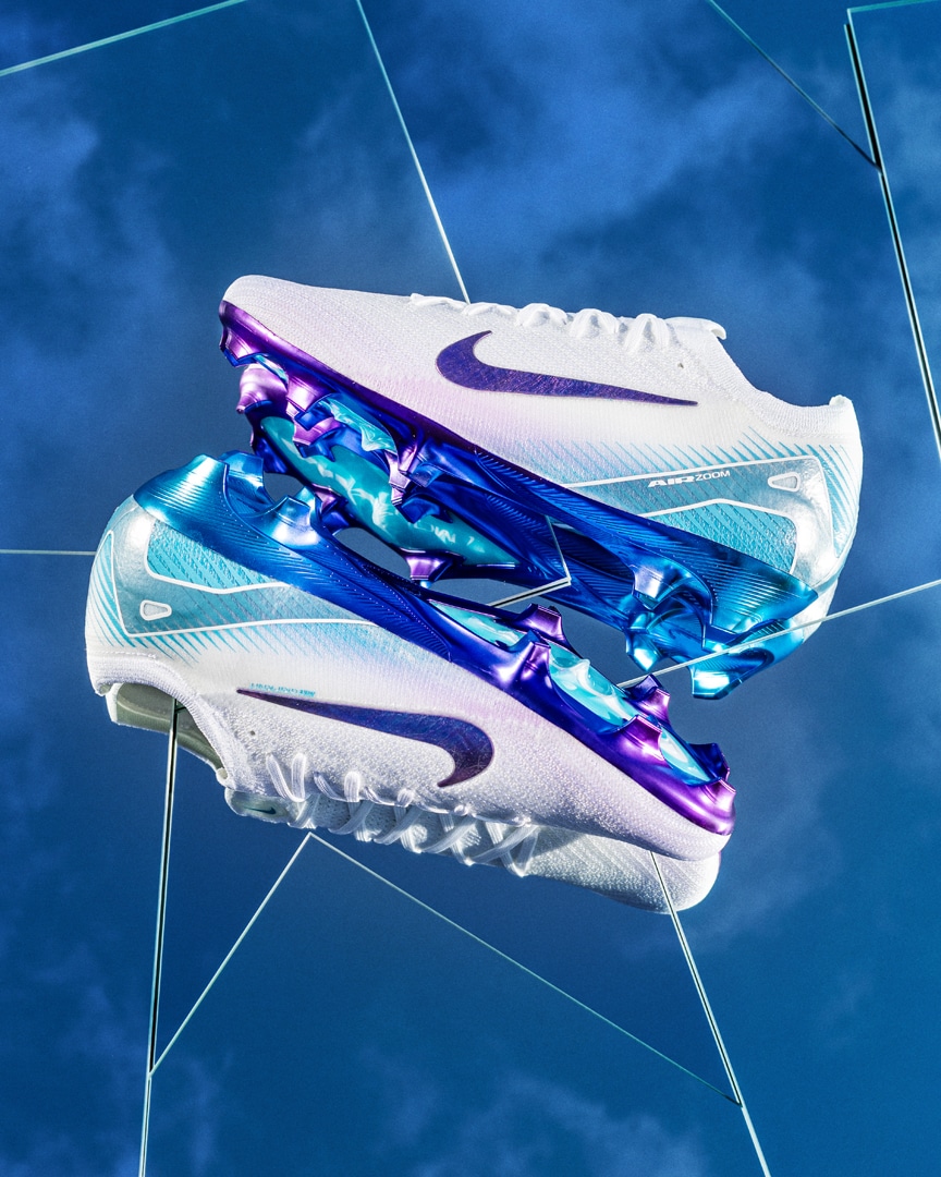Chaussures de foot crampons nike pack chromatic