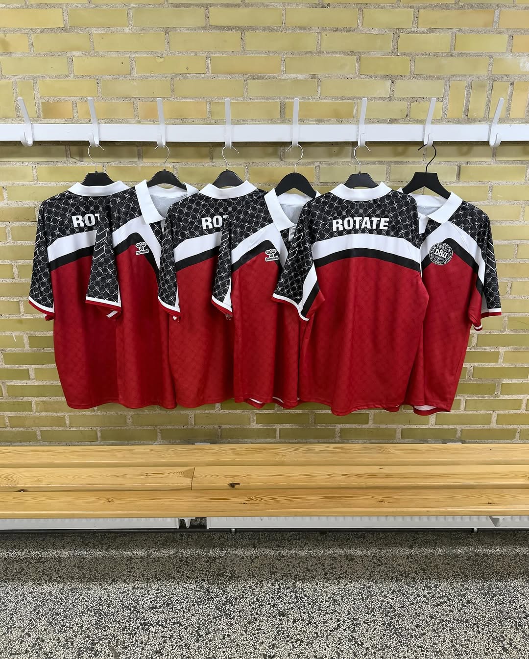maillot danemark rotate