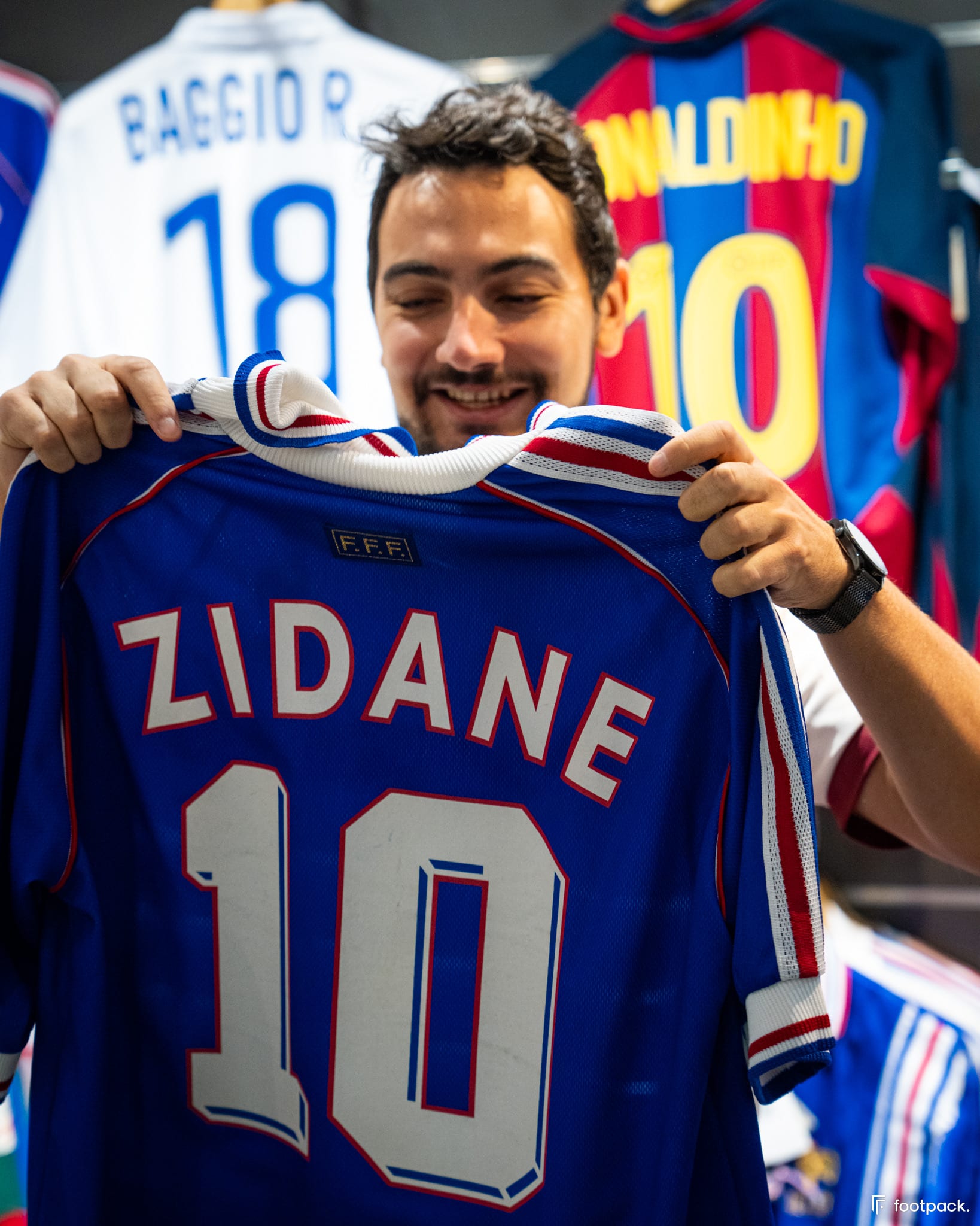 Maillot Zinedine Zidane Vintage : Découvrez les maillots rétro et